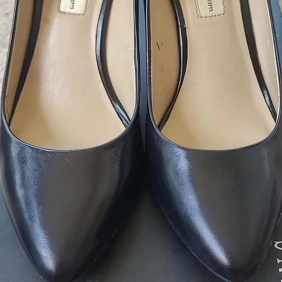 INC International Concepts Women's Zitah Pointed Toe Black leather Pumps - Picture 5 of 5